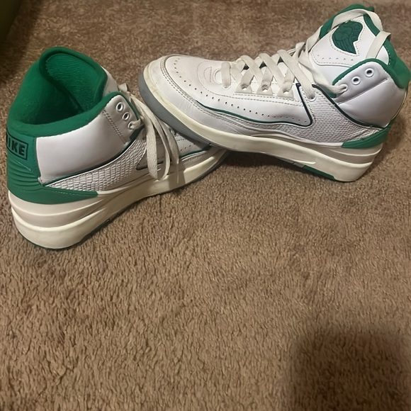 Kids Jordan 2 - Picture 4 of 5